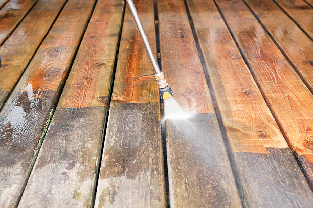 Best Pool Deck Cleaning  in Newfoundland, NJ